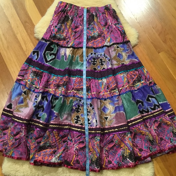 Vintage Carefree Fashions colorful skirt - Picture 11 of 12